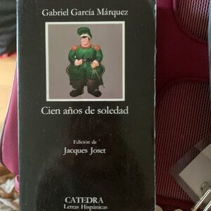 Cien anos de soledad Gabriel Garcia Marquez Spanish Edition paperback
